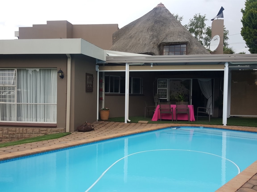 To Let 3 Bedroom Property for Rent in Panorama Free State